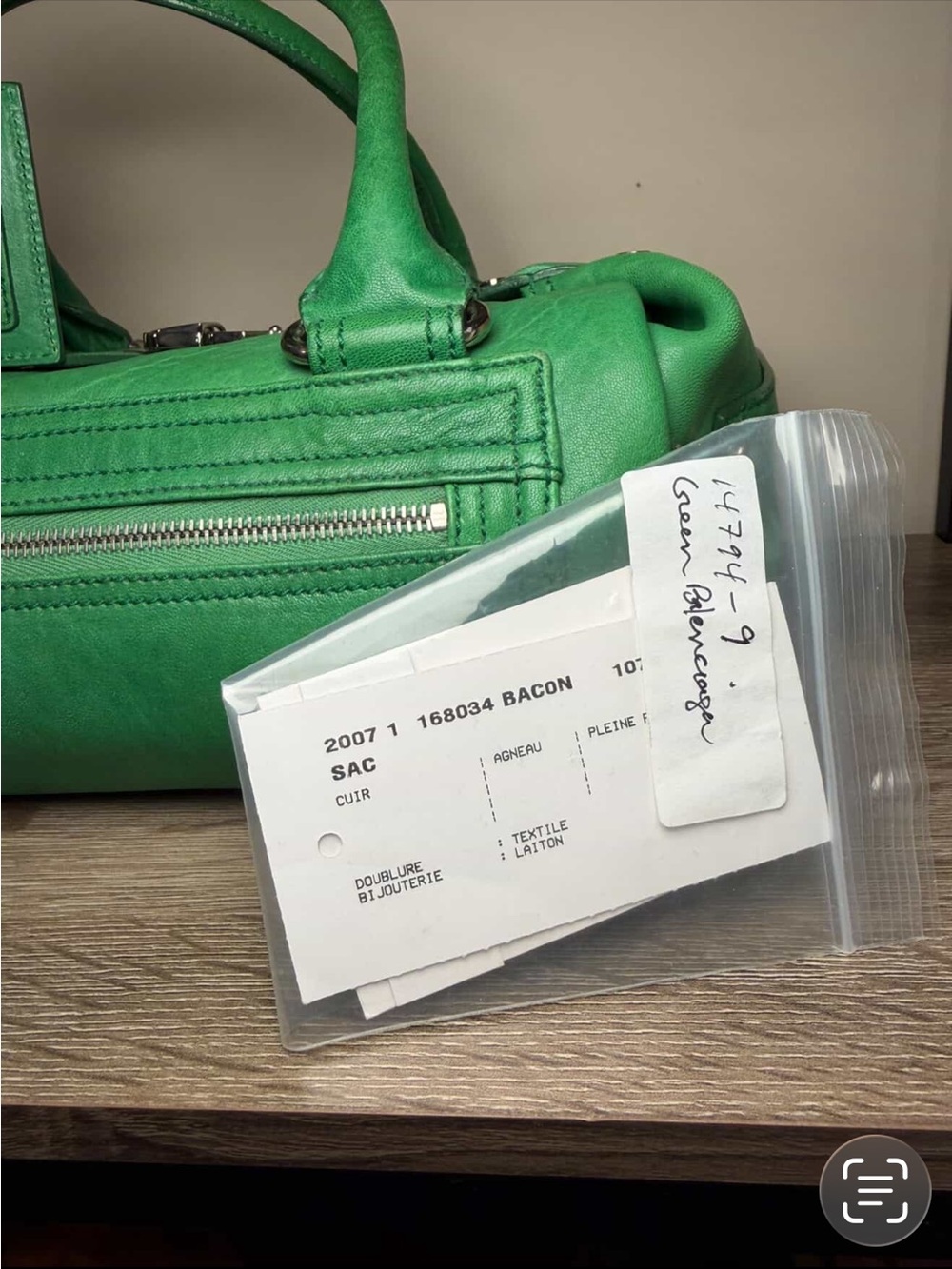 💯Auth! *RARE* VINTAGE! BALENCIAGA CITY WHISTLE BAG Green Leather Silver Hardware - Picture 14 of 16
